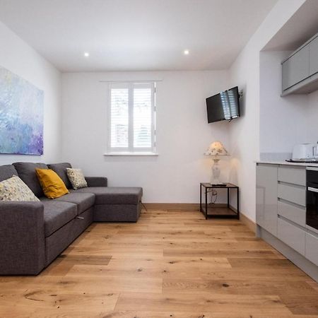 Three Tuns Apartments - Hazel - Aldeburgh Coastal Cottages Pettistree Bagian luar foto